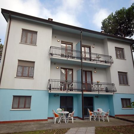 Villa Tiziano Линяно Сабиадоро Екстериор снимка